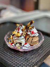 Triple Sundae